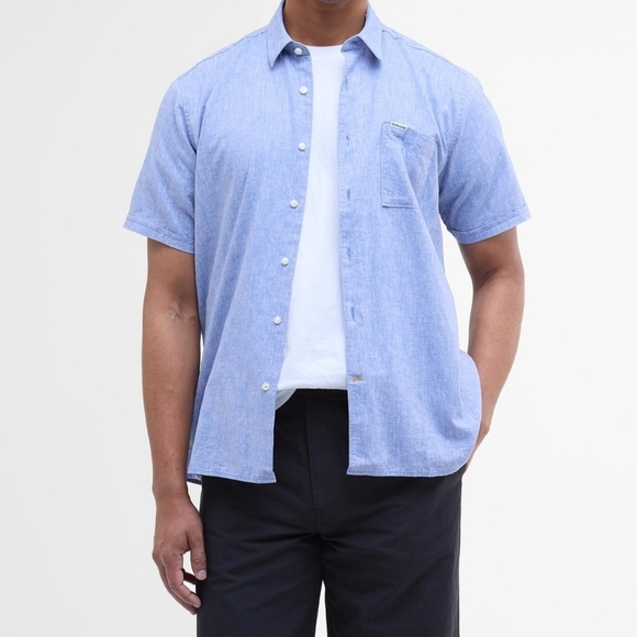 Barbour Men's Nelson Regular Linen Blend Short-Sleeved Summer Shirt in Blue, MED - Picture 1 of 12